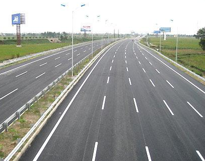 沈阳资质代办公路工程总承包资质办理标准，公路资质可承揽工程范围；